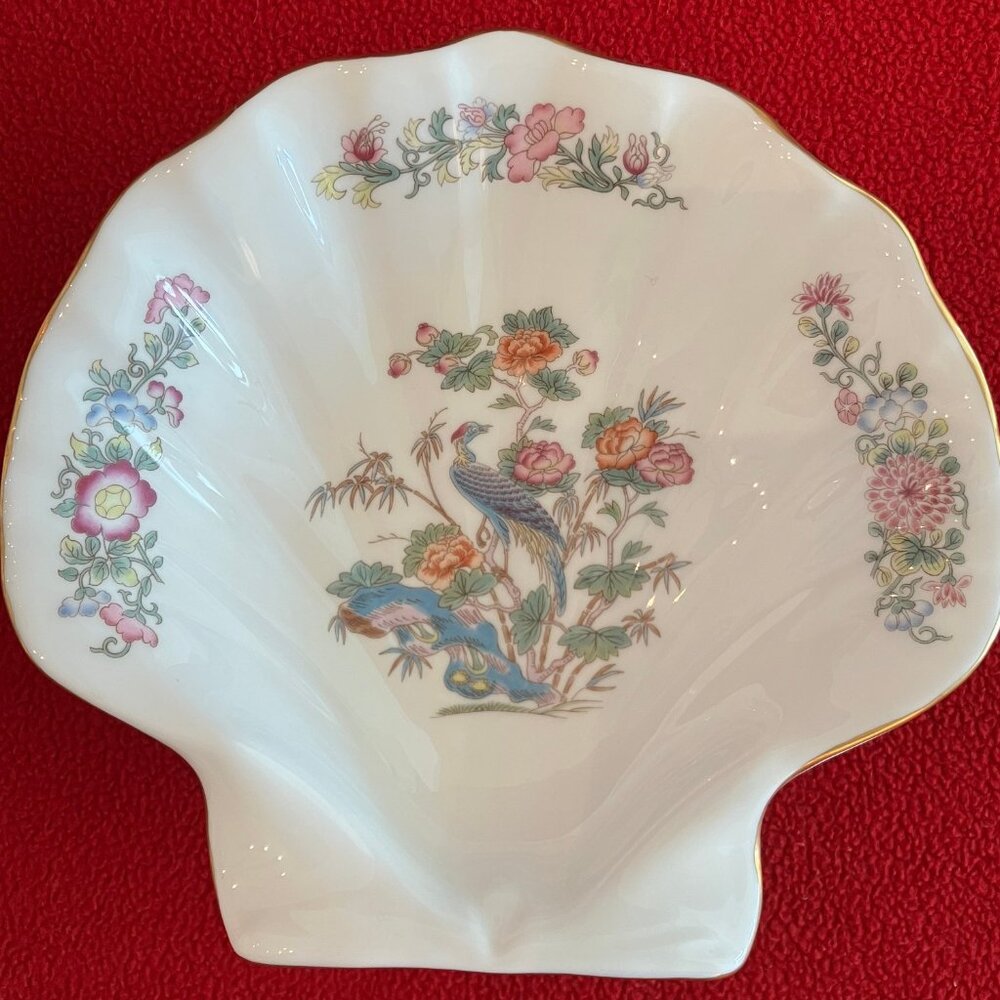 Vintage Wedgwood Kutani Crane Scallop Shell Shaped Dish